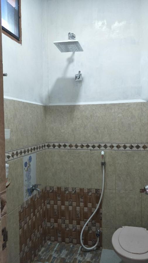Kana Hasya Homestay "Rumoh Jamee" Meulaboh Exteriör bild