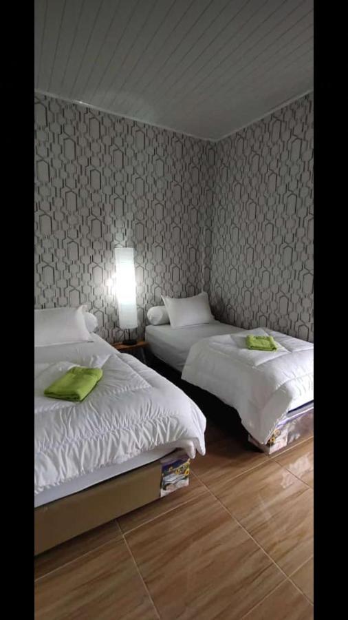 Kana Hasya Homestay "Rumoh Jamee" Meulaboh Exteriör bild