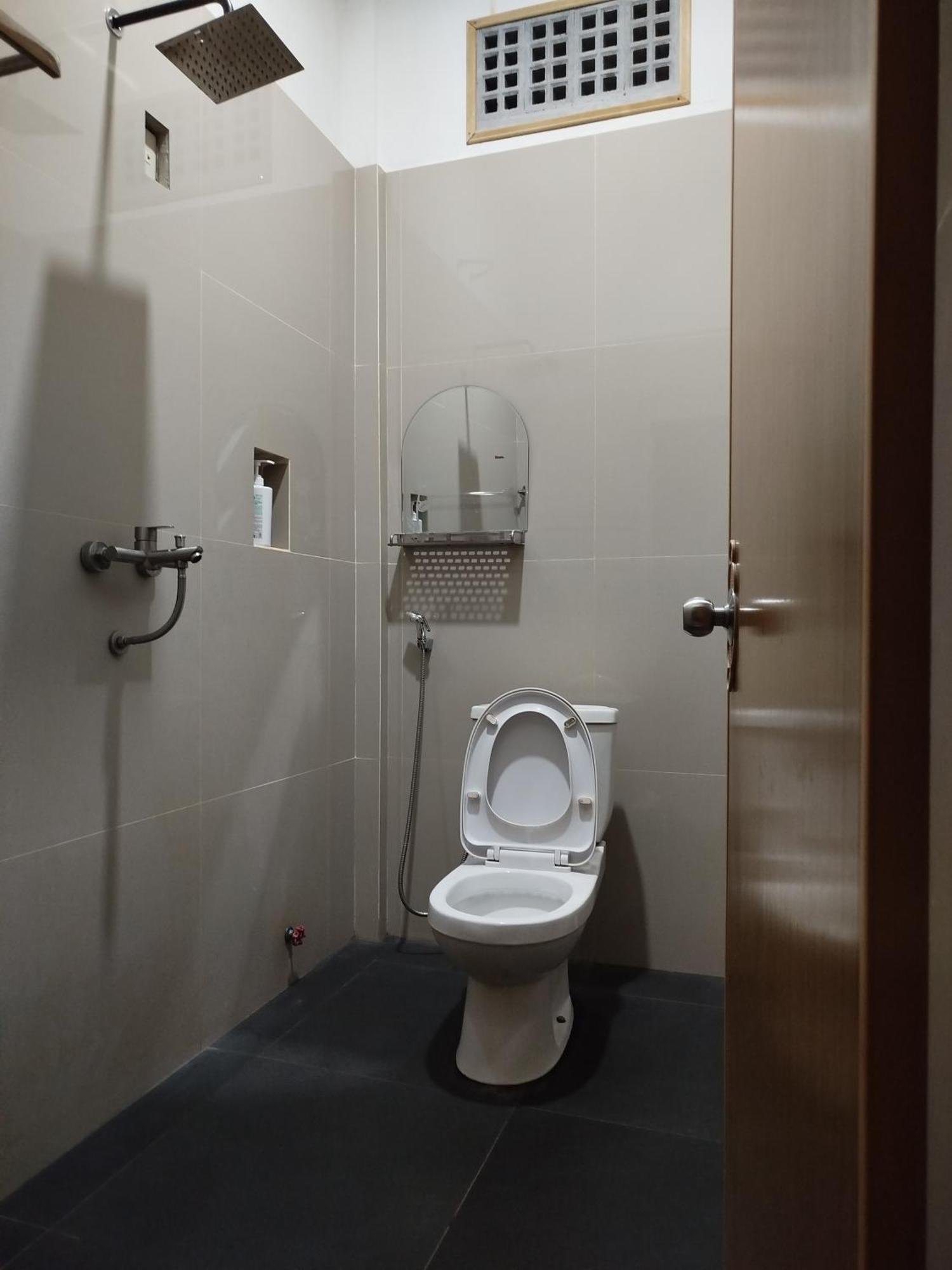 Kana Hasya Homestay "Rumoh Jamee" Meulaboh Exteriör bild