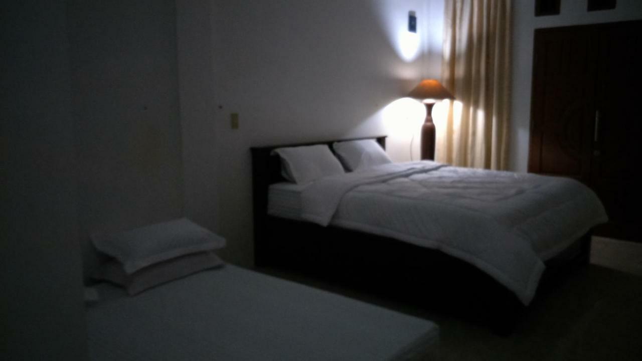 Kana Hasya Homestay "Rumoh Jamee" Meulaboh Exteriör bild